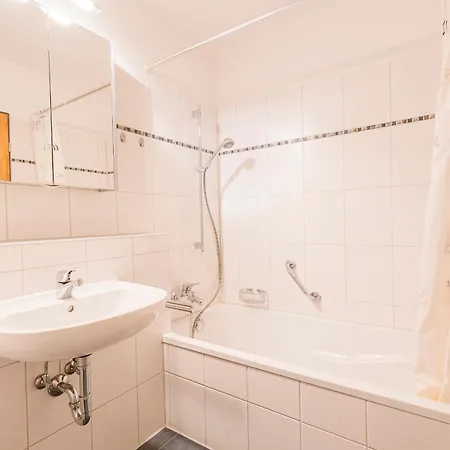 Ferienwohnpark Zwei-zimmer-apartment 49 19 Apartamento Immenstaad am Bodensee